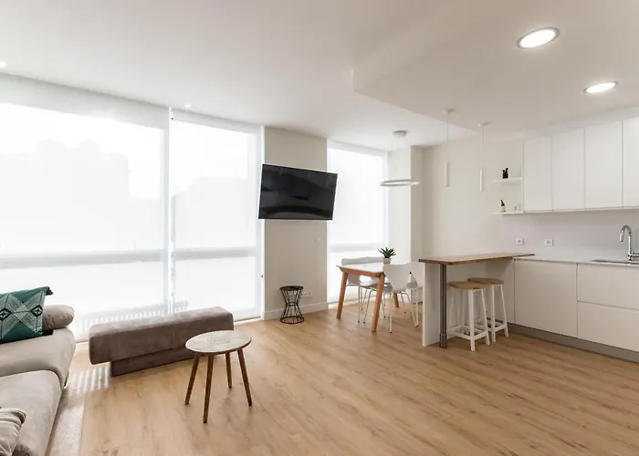 Nuevo Y Luminoso En Plaza Moyua Lejlighed *