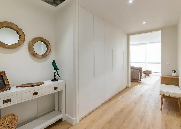 Nuevo Y Luminoso En Plaza Moyua Lejlighed