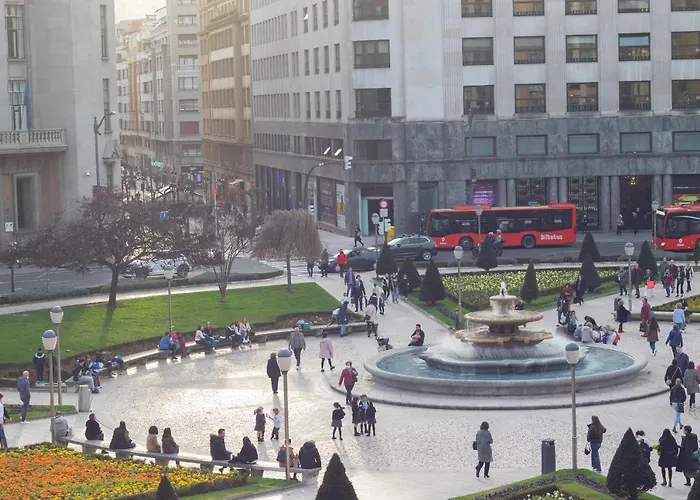 Nuevo Y Luminoso En Plaza Moyua Lejlighed *