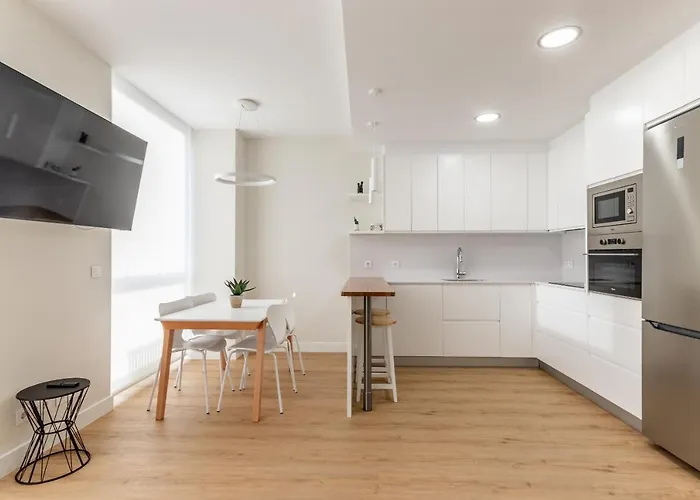 Nuevo Y Luminoso En Plaza Moyua Lejlighed *