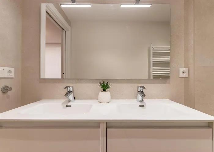 Nuevo Y Luminoso En Plaza Moyua *