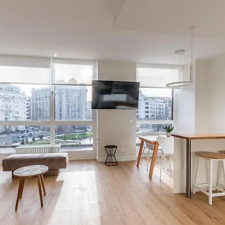 Nuevo Y Luminoso En Plaza Moyua Apartment Bilbao