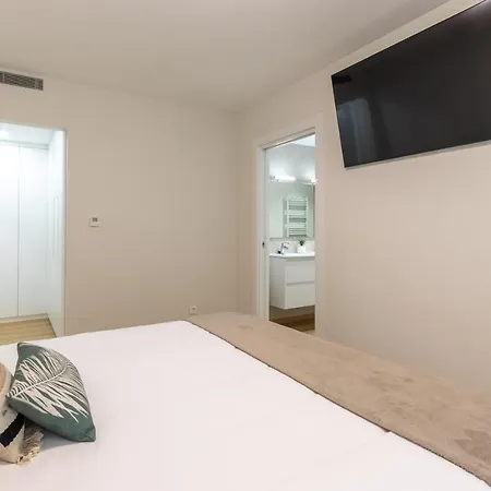 Nuevo Y Luminoso En Plaza Moyua Apartment Bilbao