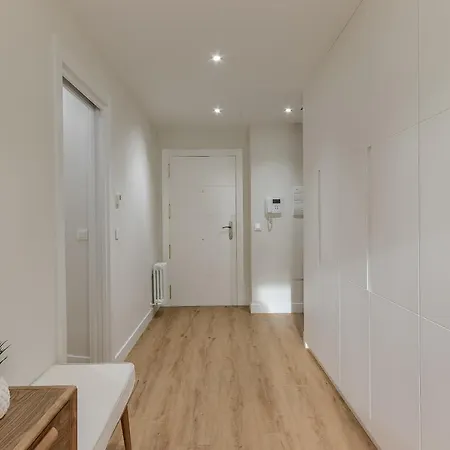 Nuevo Y Luminoso En Plaza Moyua Appartement
