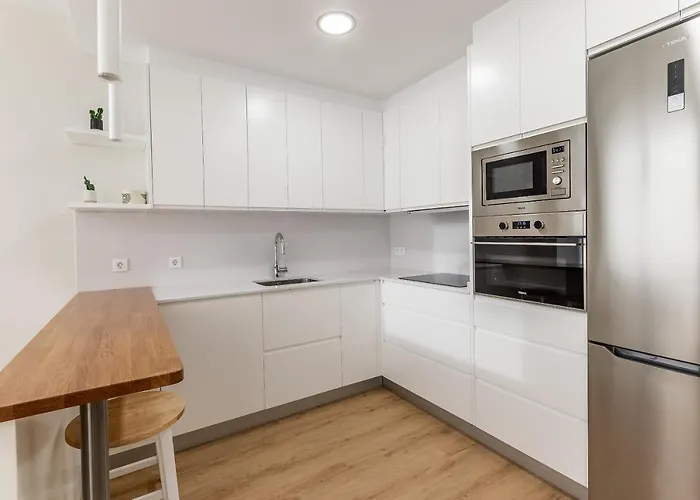 Nuevo Y Luminoso En Plaza Moyua *