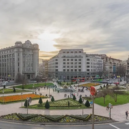 شقة Nuevo Y Luminoso En Plaza Moyua *